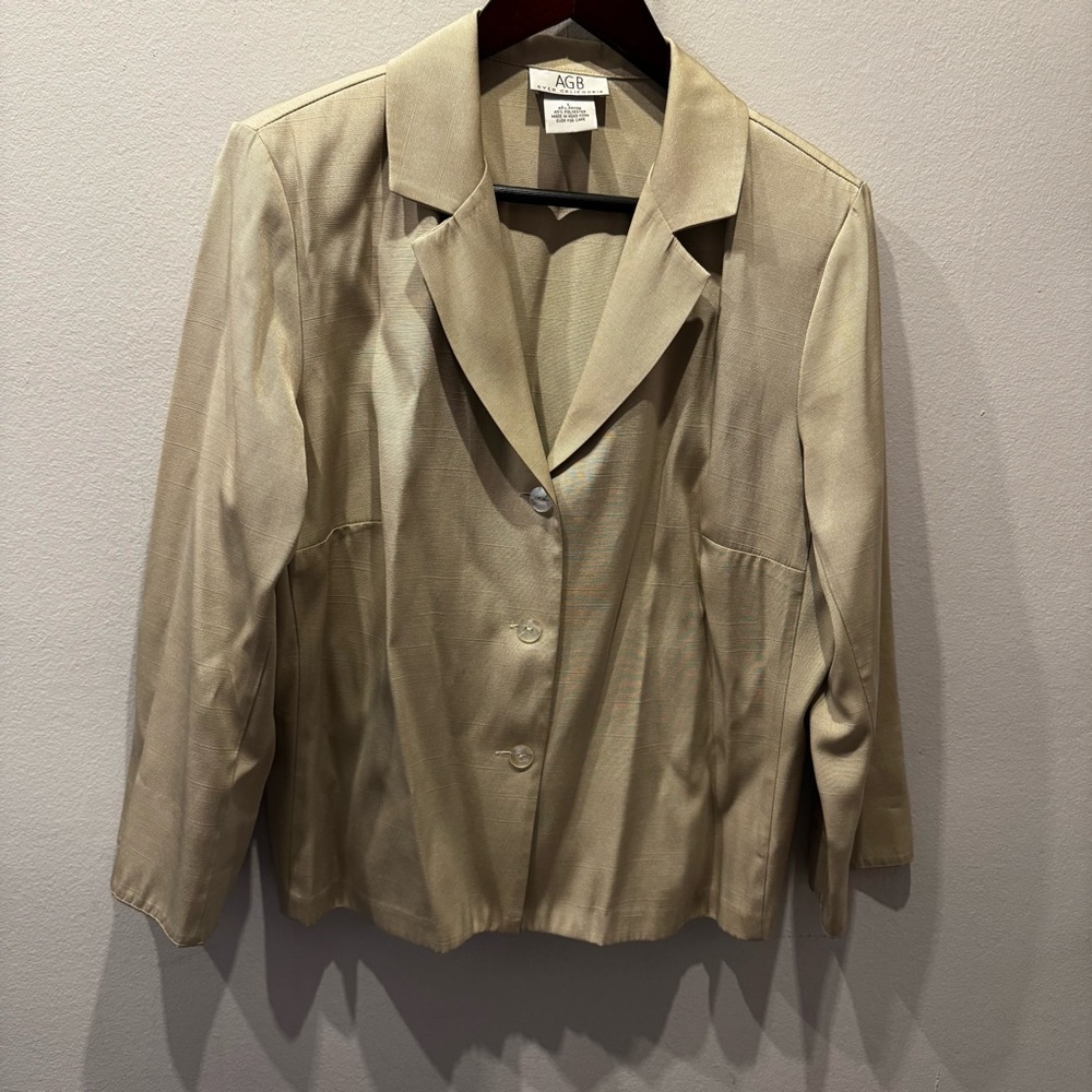 AGB Women's Light Green Classic Notch-Collar Blazer